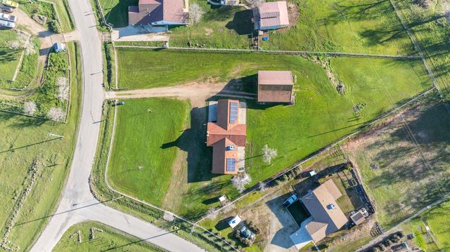 7167 Live Oak Drive, Sanger, CA 93657