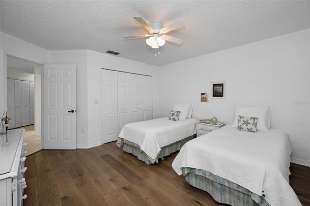 1462 WOODSTREAM DRIVE, Oldsmar, FL 34677