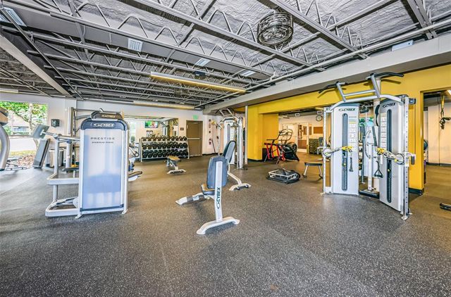 1462 WOODSTREAM DRIVE, Oldsmar, FL 34677