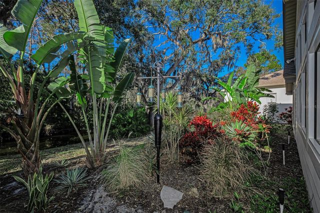 1462 WOODSTREAM DRIVE, Oldsmar, FL 34677