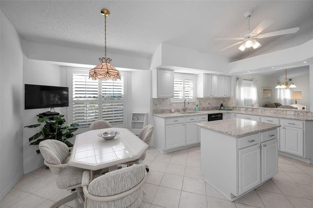 1462 WOODSTREAM DRIVE, Oldsmar, FL 34677