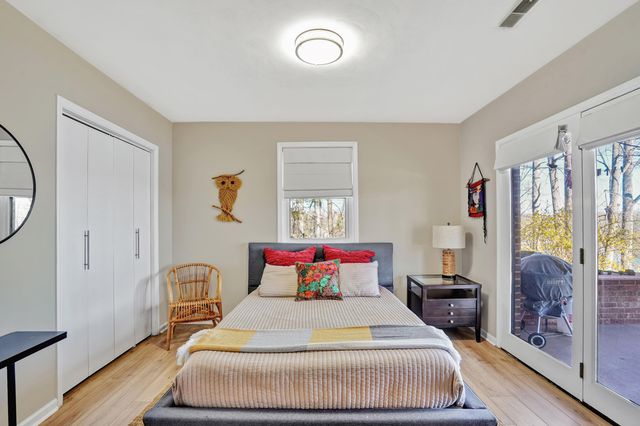 104 Jayson TER, Moneta, VA 24121