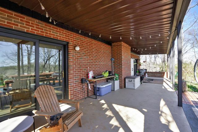 104 Jayson TER, Moneta, VA 24121