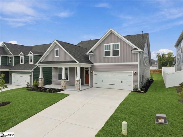 1006 Fox Hollow Street, Spartanburg, SC 29303