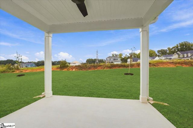 1006 Fox Hollow Street, Spartanburg, SC 29303