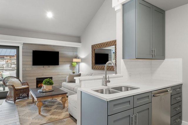 103 Island DR 2, Horseshoe Bay, TX 78657