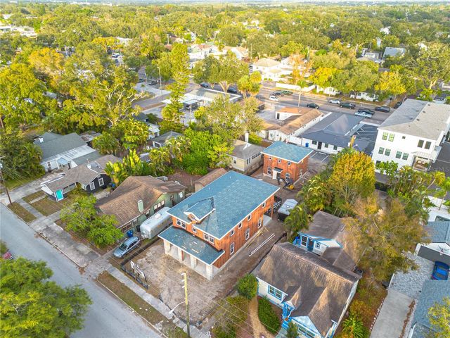 2011 10TH STREET N, St Petersburg, FL 33704