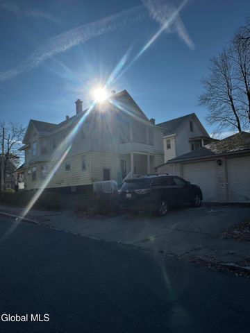 200 Elmer Avenue, Schenectady, NY 12308