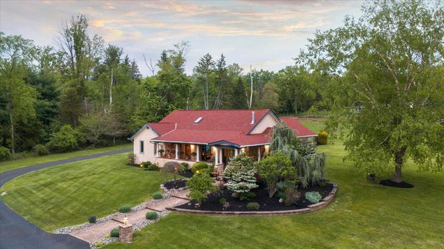 1121 SWAMP RD, Furlong, PA 18925