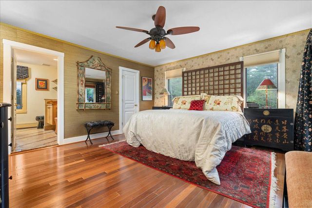 1121 SWAMP RD, Furlong, PA 18925