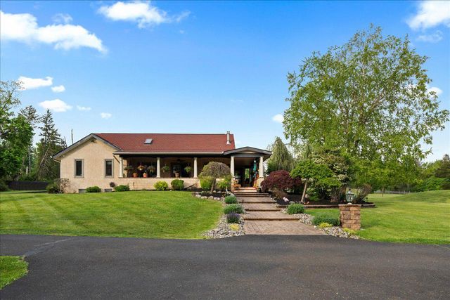 1121 SWAMP RD, Furlong, PA 18925
