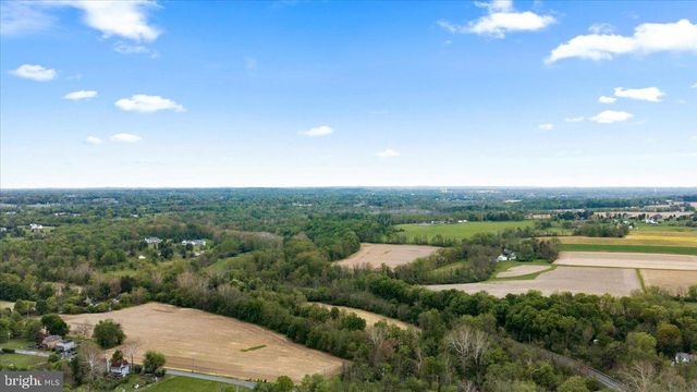 1121 SWAMP RD, Furlong, PA 18925