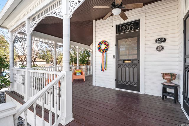 126 daniel, San Antonio, TX 78204