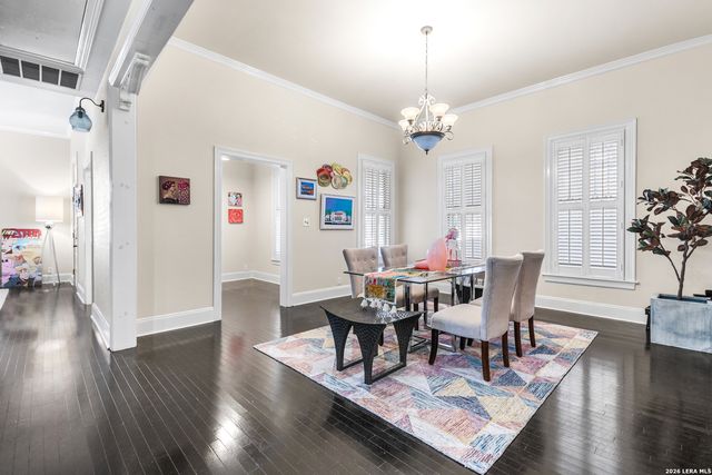 126 daniel, San Antonio, TX 78204