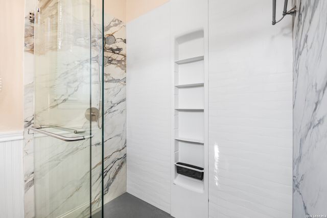 126 daniel, San Antonio, TX 78204