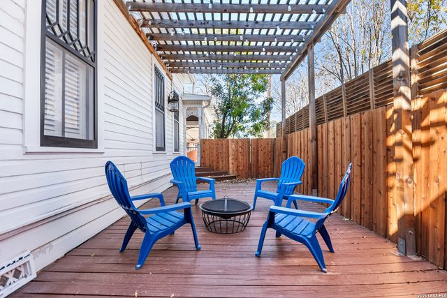 126 daniel, San Antonio, TX 78204