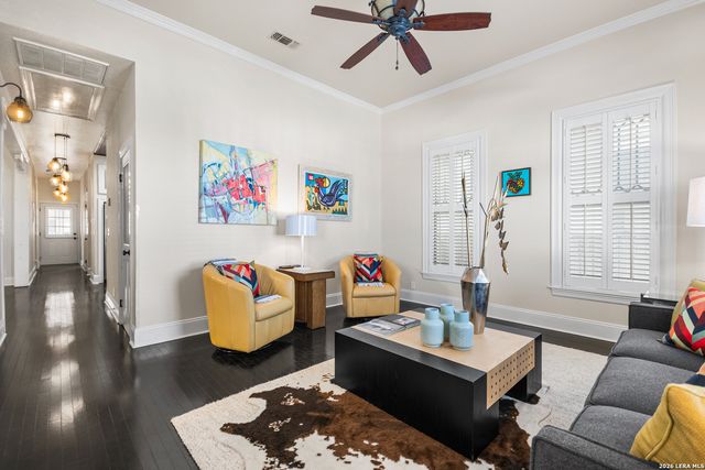 126 daniel, San Antonio, TX 78204