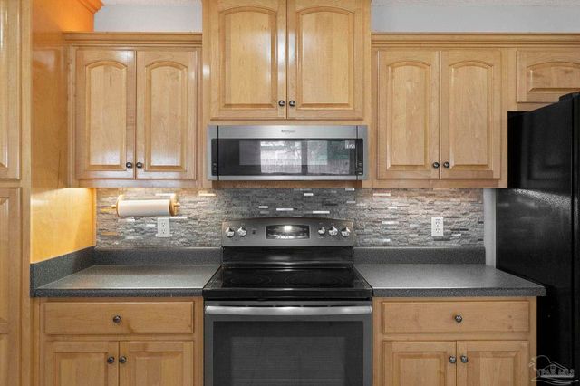 543 Ard Dr, Pensacola, FL 32526