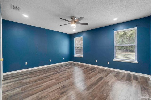 543 Ard Dr, Pensacola, FL 32526