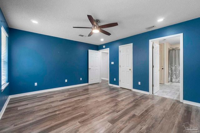 543 Ard Dr, Pensacola, FL 32526