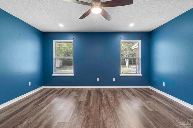 543 Ard Dr, Pensacola, FL 32526