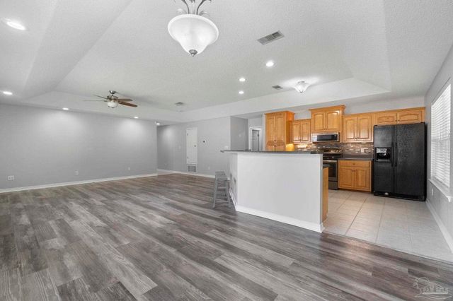 543 Ard Dr, Pensacola, FL 32526