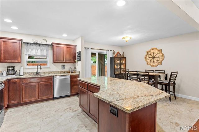 197 Huntleigh Drive, Belleville, IL 62220