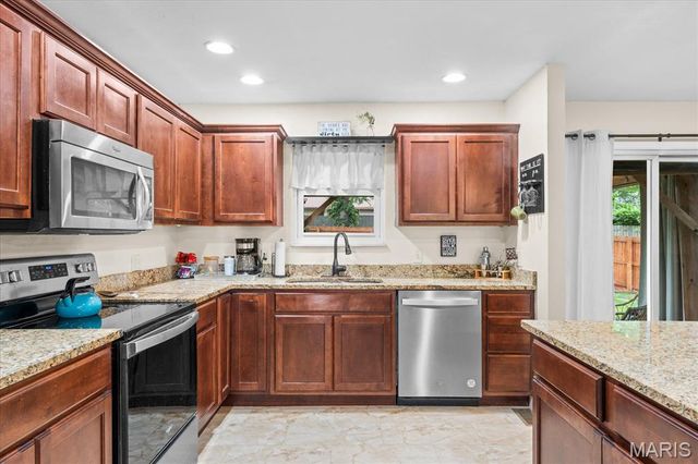 197 Huntleigh Drive, Belleville, IL 62220