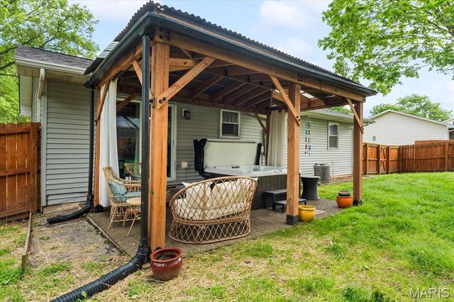 197 Huntleigh Drive, Belleville, IL 62220