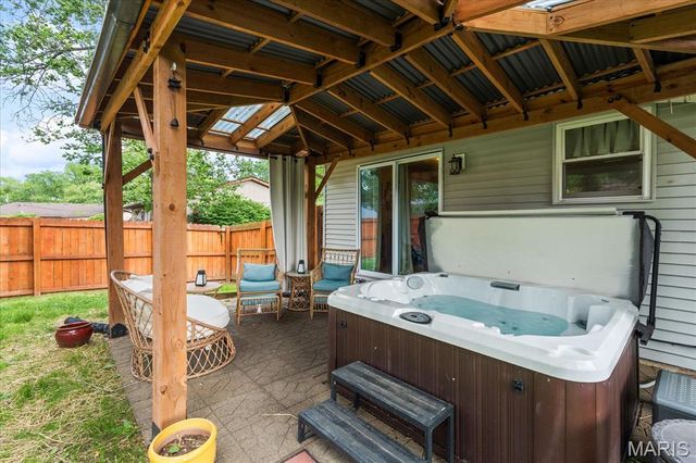 197 Huntleigh Drive, Belleville, IL 62220
