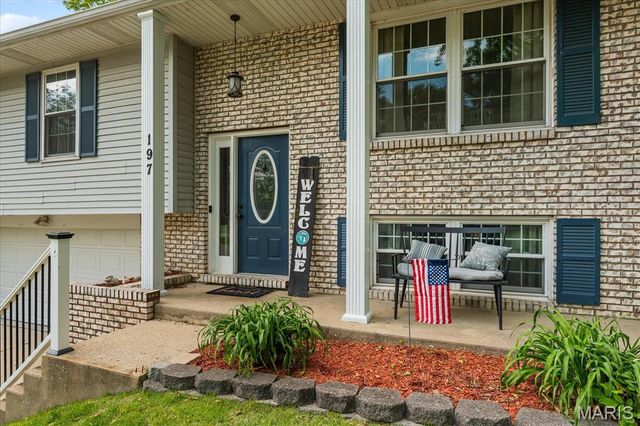 197 Huntleigh Drive, Belleville, IL 62220
