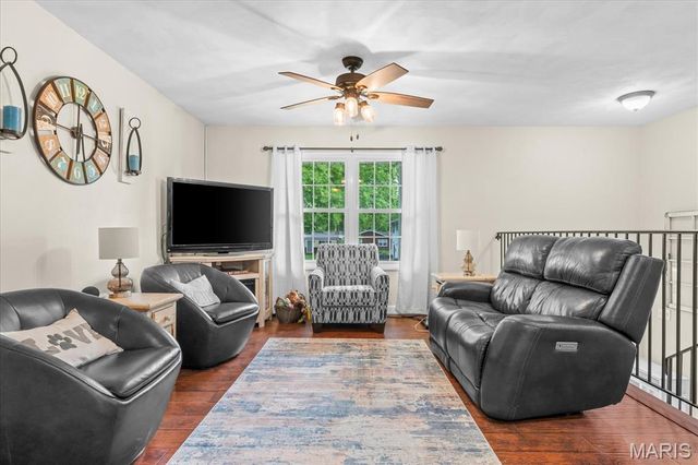 197 Huntleigh Drive, Belleville, IL 62220