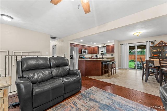 197 Huntleigh Drive, Belleville, IL 62220