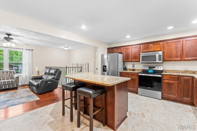 197 Huntleigh Drive, Belleville, IL 62220