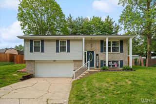 197 Huntleigh Drive, Belleville, IL 62220