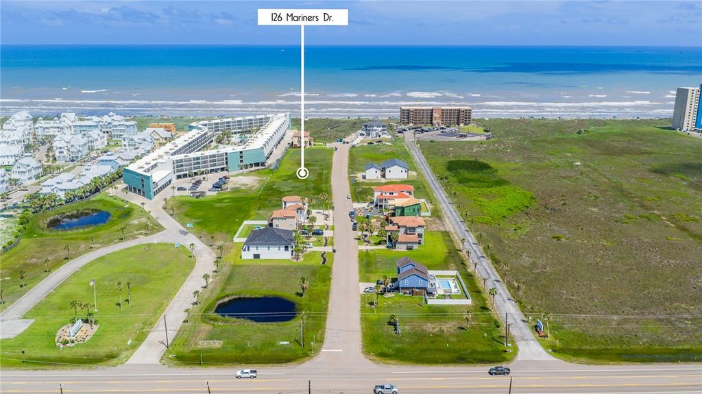 126 Mariners Dr, Port Aransas, TX 78373 — photo 3