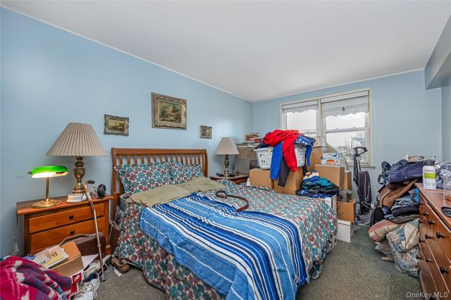 570 Broadway B23, Lynbrook, NY 11563