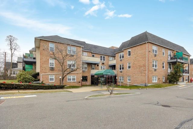 570 Broadway B23, Lynbrook, NY 11563