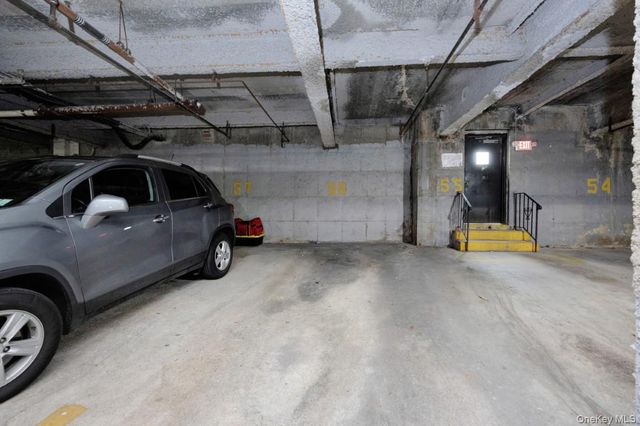 570 Broadway B23, Lynbrook, NY 11563