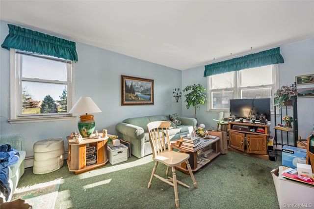 570 Broadway B23, Lynbrook, NY 11563