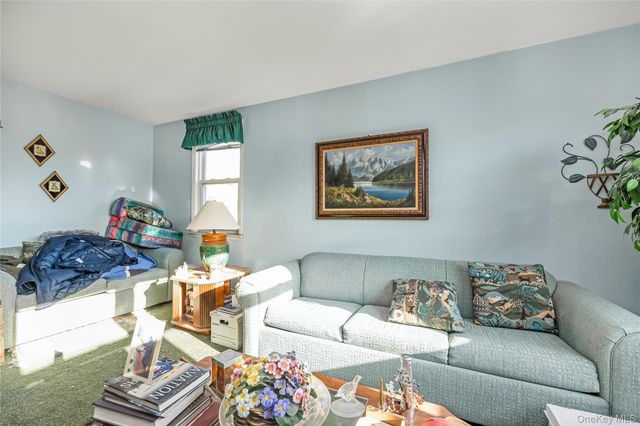 570 Broadway B23, Lynbrook, NY 11563