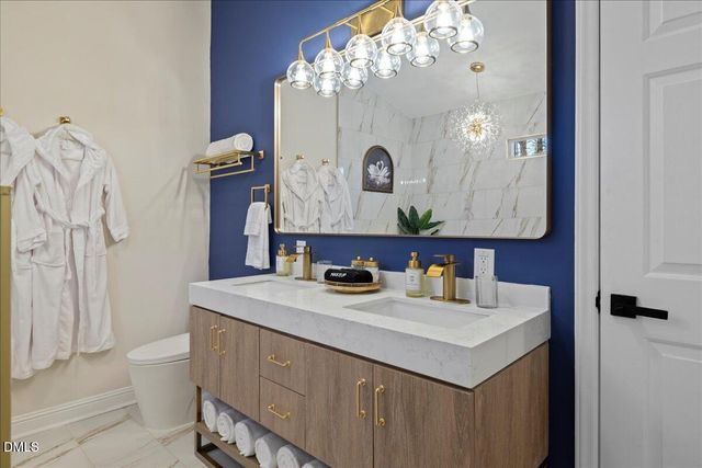 300 Pate Street, Apex, NC 27502