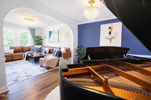 300 Pate Street, Apex, NC 27502