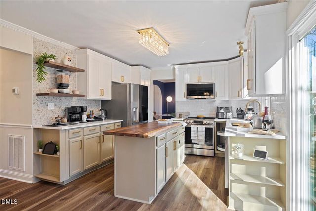 300 Pate Street, Apex, NC 27502