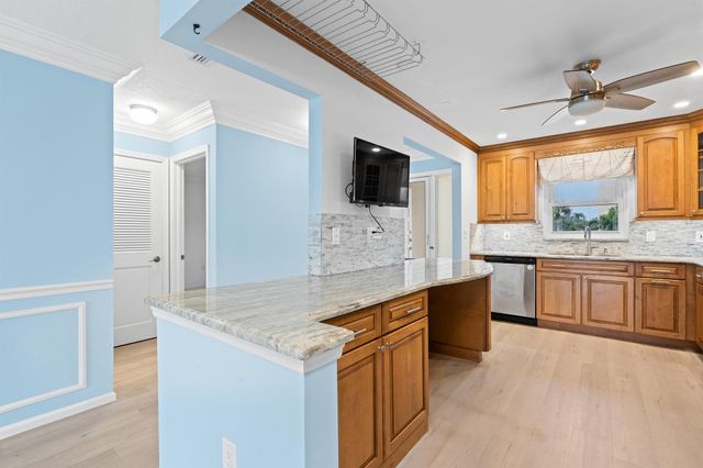 100 Intracoastal Place 205, Jupiter, FL 33469