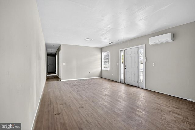 320 WHITE HORSE PIKE, Waterford Works, NJ 08089