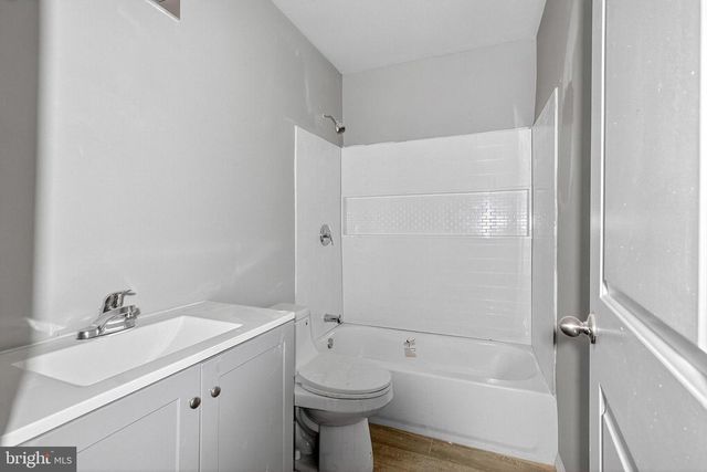 320 WHITE HORSE PIKE, Waterford Works, NJ 08089