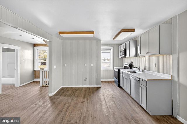 320 WHITE HORSE PIKE, Waterford Works, NJ 08089