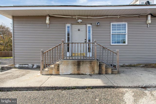 320 WHITE HORSE PIKE, Waterford Works, NJ 08089