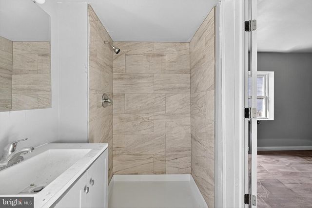 320 WHITE HORSE PIKE, Waterford Works, NJ 08089